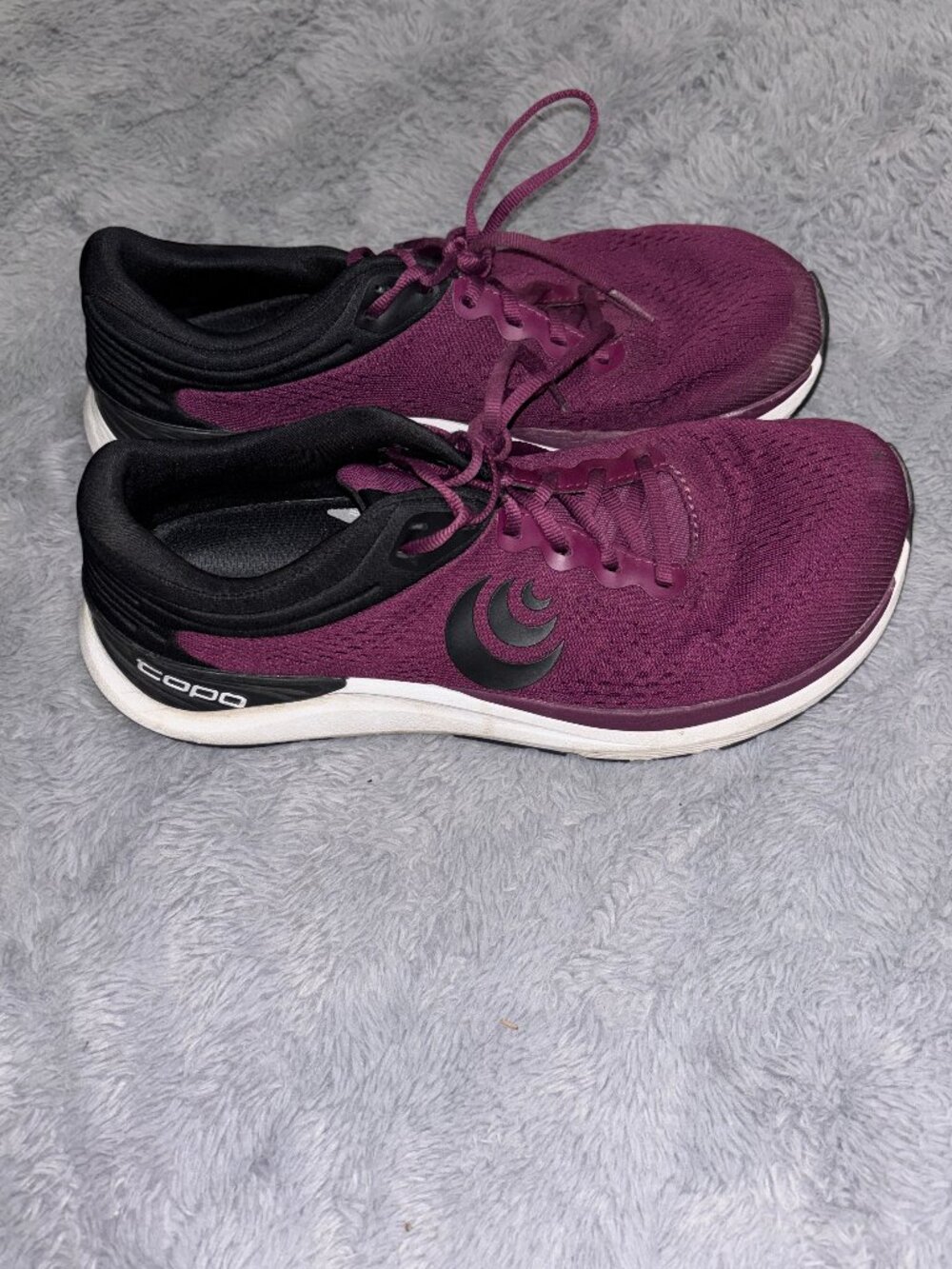Topo Athletic Women's Size 9 Ultrafly 4 Plum Purple Black Road Running Shoes